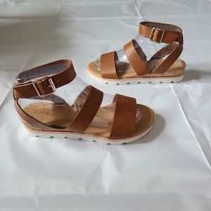 Bamboo cognac brown strappy ankle sandals new